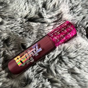 Bratz x Revolution Lipgloss in ‘Yasmin’